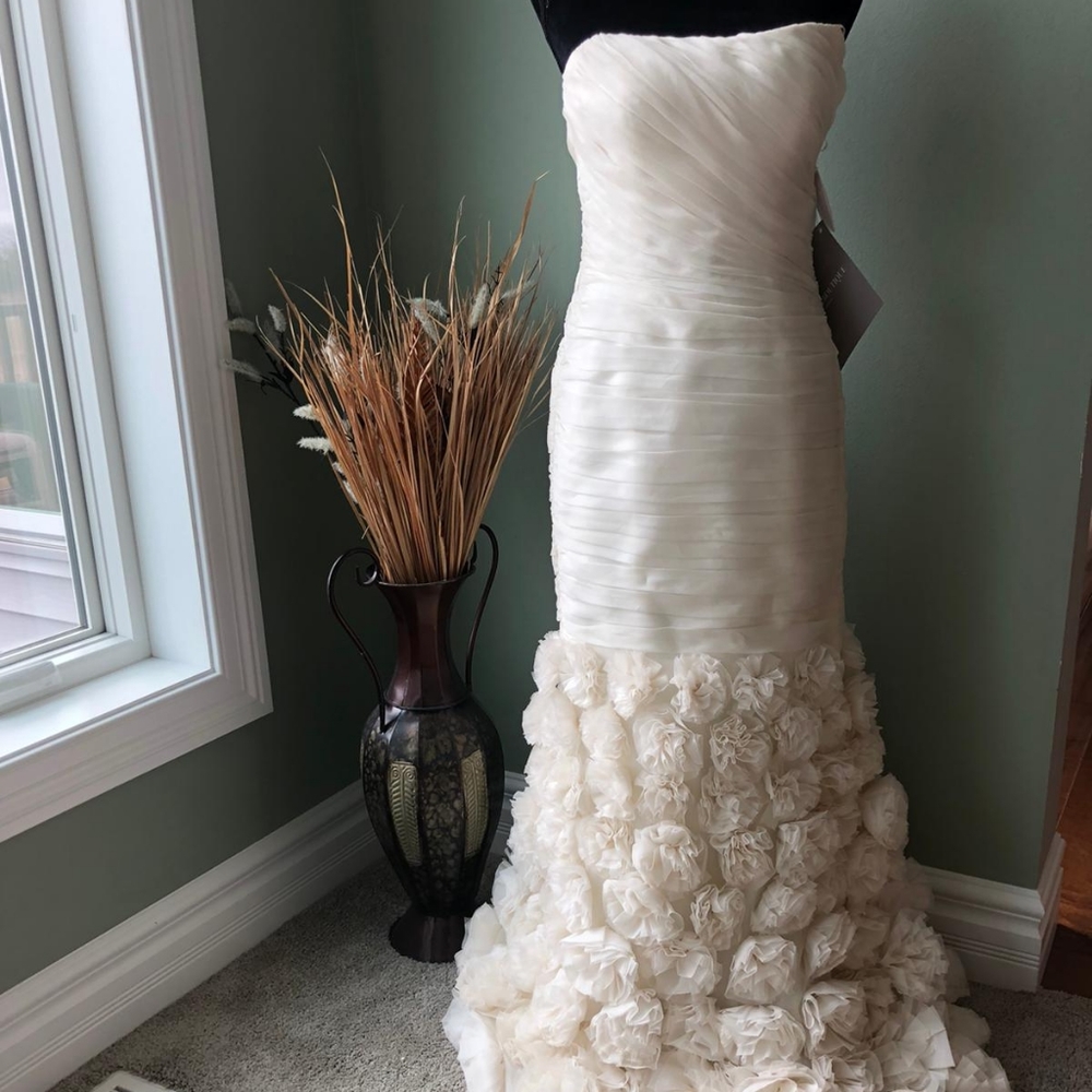 THEIA COUTURE 880699 IVORY MERMAID ROSETTE DRESS